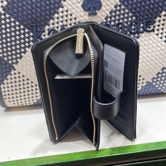 Kate Spade Carey Medium Compartment Bifold Wallet 
COLOR: Black
NWT - Picture 4 of 16
